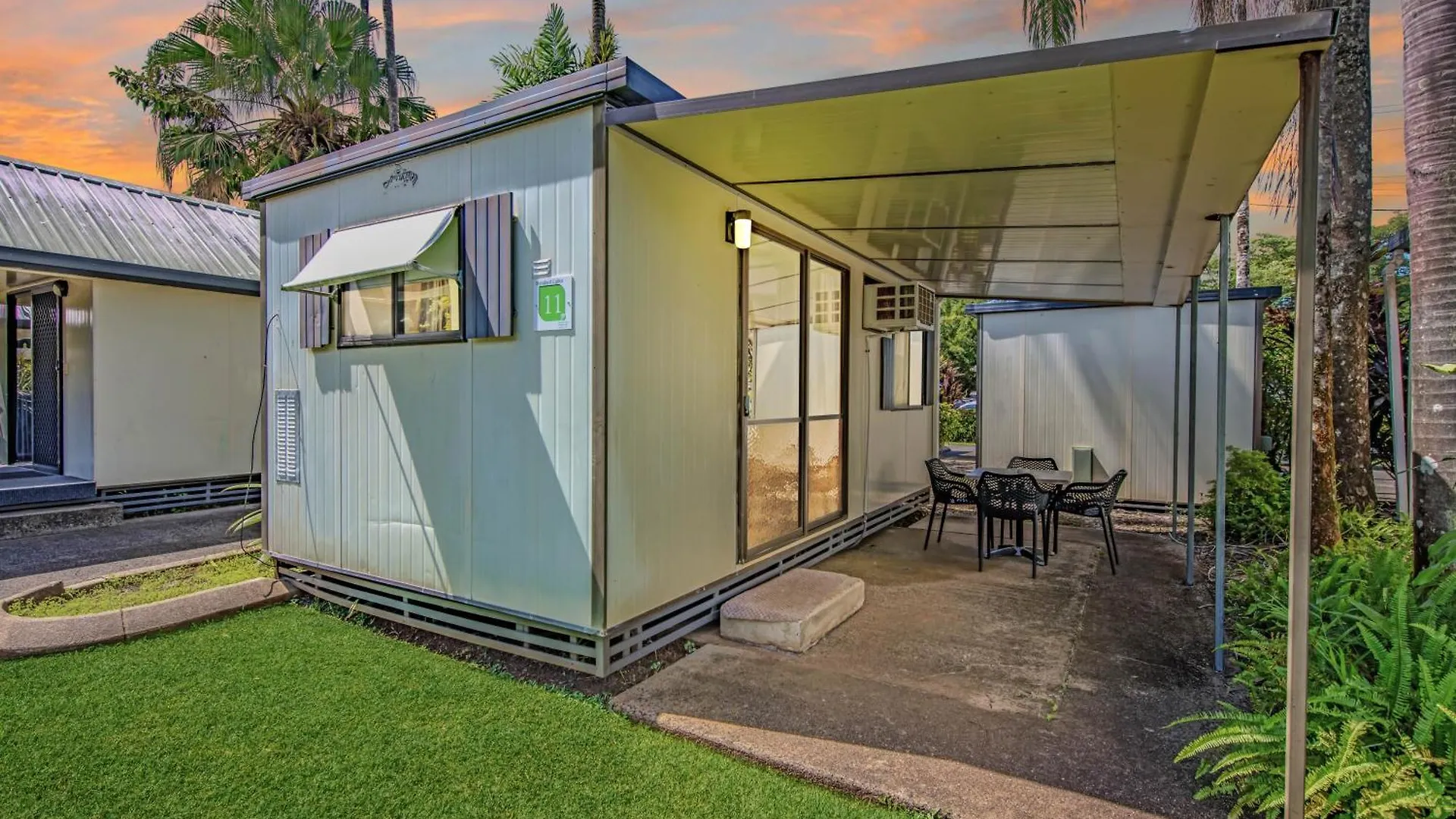 Mission Beach Hideaway Holiday Village 4*, Mission Beach Australia